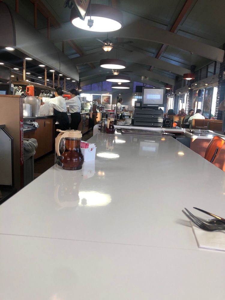 NORMS Restaurant 13636 Sherman Way, Van Nuys