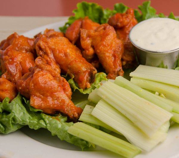 Lulu's Restaurant and Sports Bar 16900 Roscoe Blvd, Van Nuys