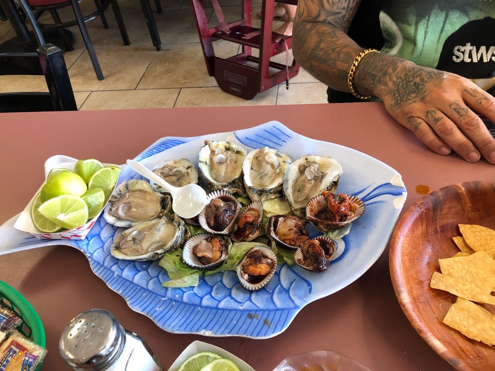 Mariscos Puerto Angel 16856 Sherman Way, Van Nuys