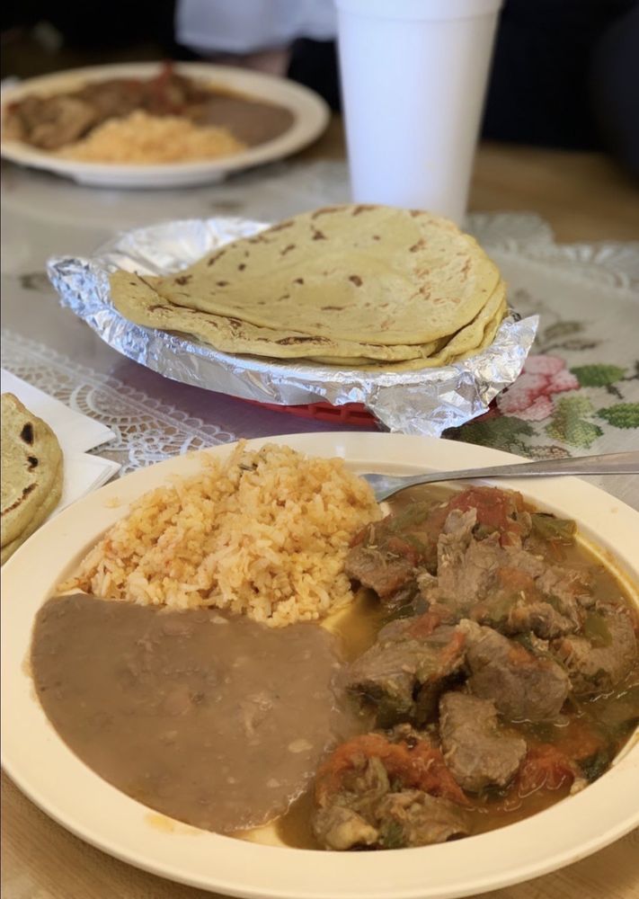 Socorro's Restaurant 14657 Victory Blvd, Van Nuys