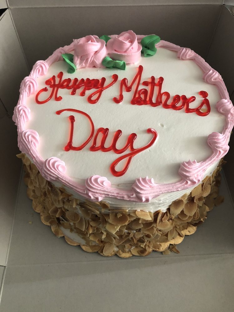 Mey Fung Bakery 14515 Sherman Way, Van Nuys