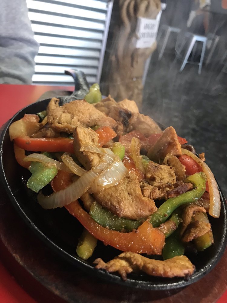 Sabrositas Mariscos 14523 Vanowen St, Van Nuys