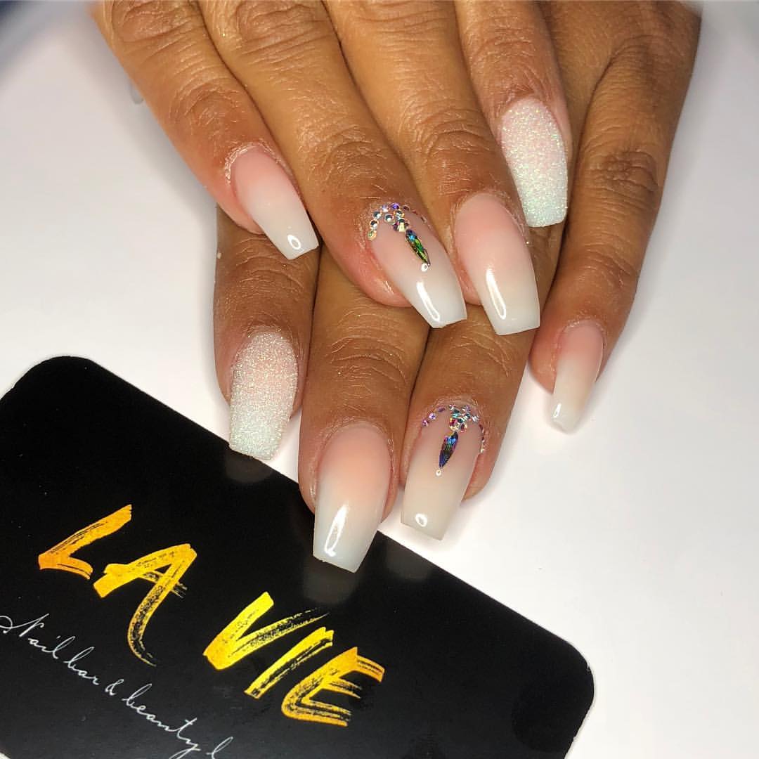 La Vie Nail Bar and Beauty Lounge