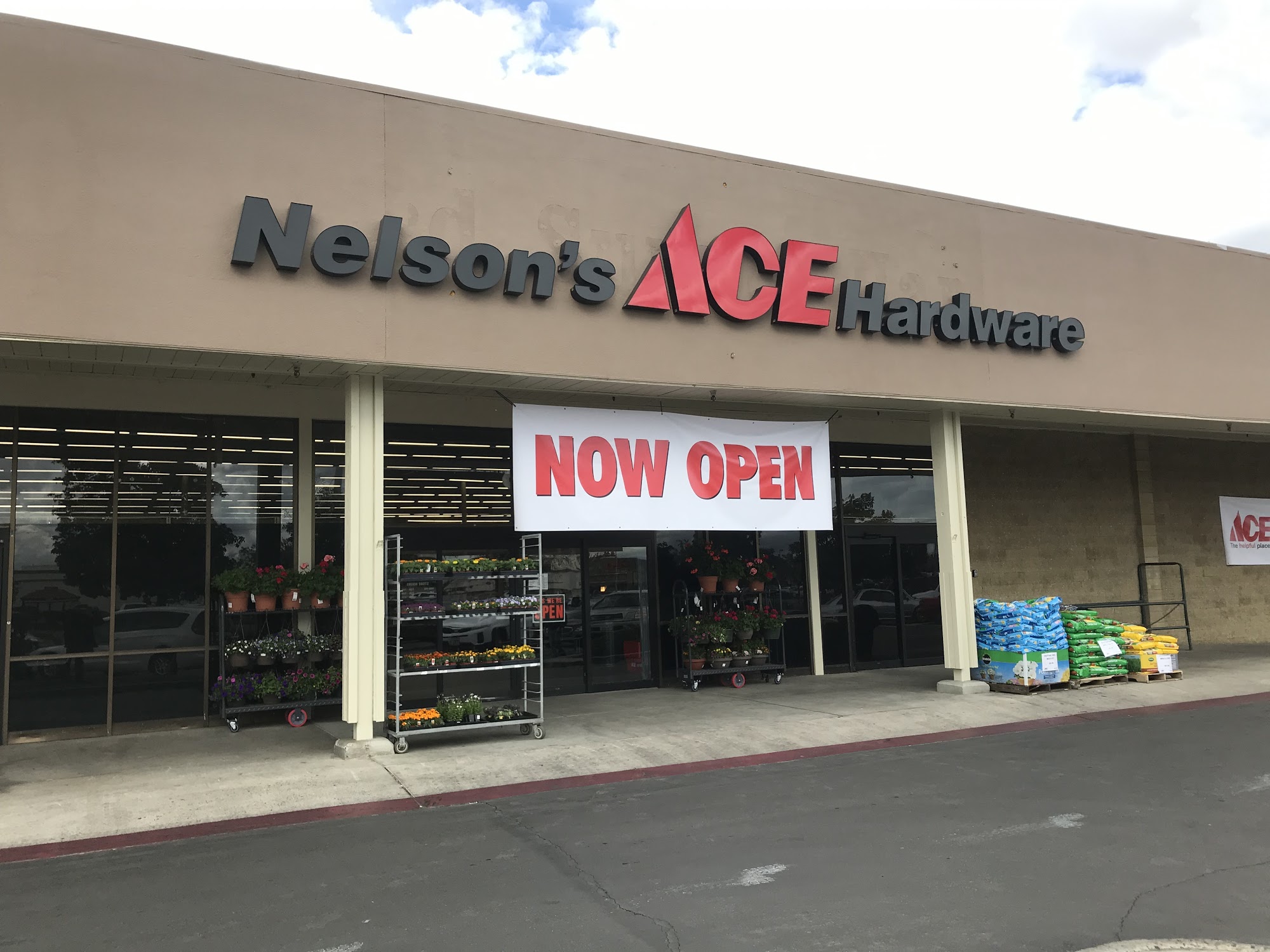 Nelson’s Ace Hardware