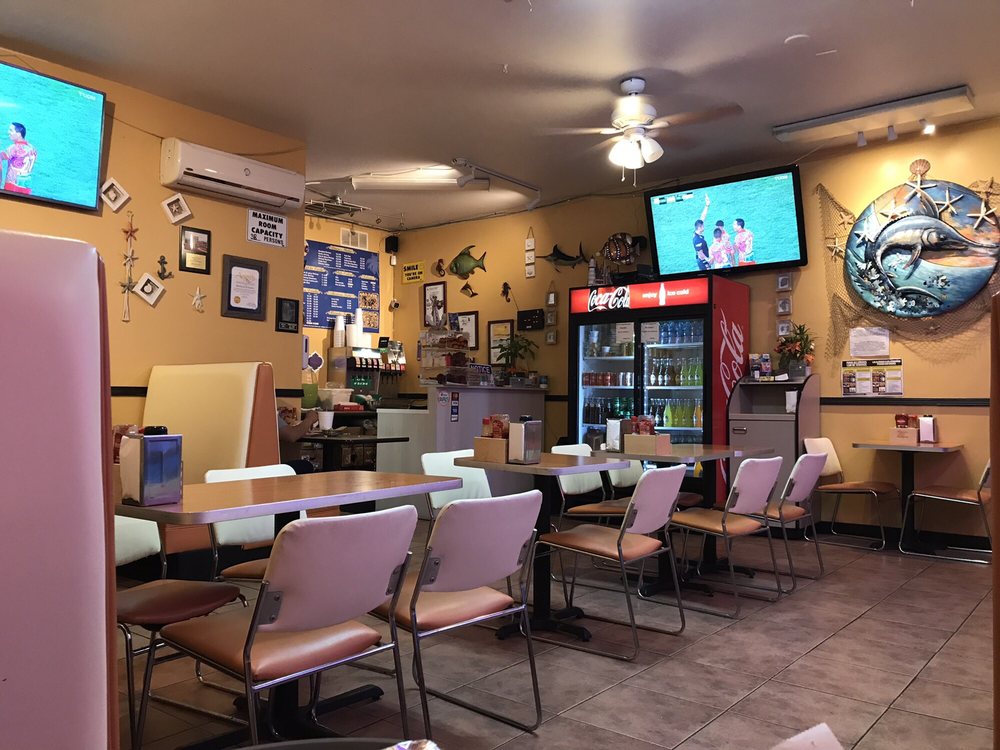 Mariscos El Guero 202 S Glendora Ave, West Covina
