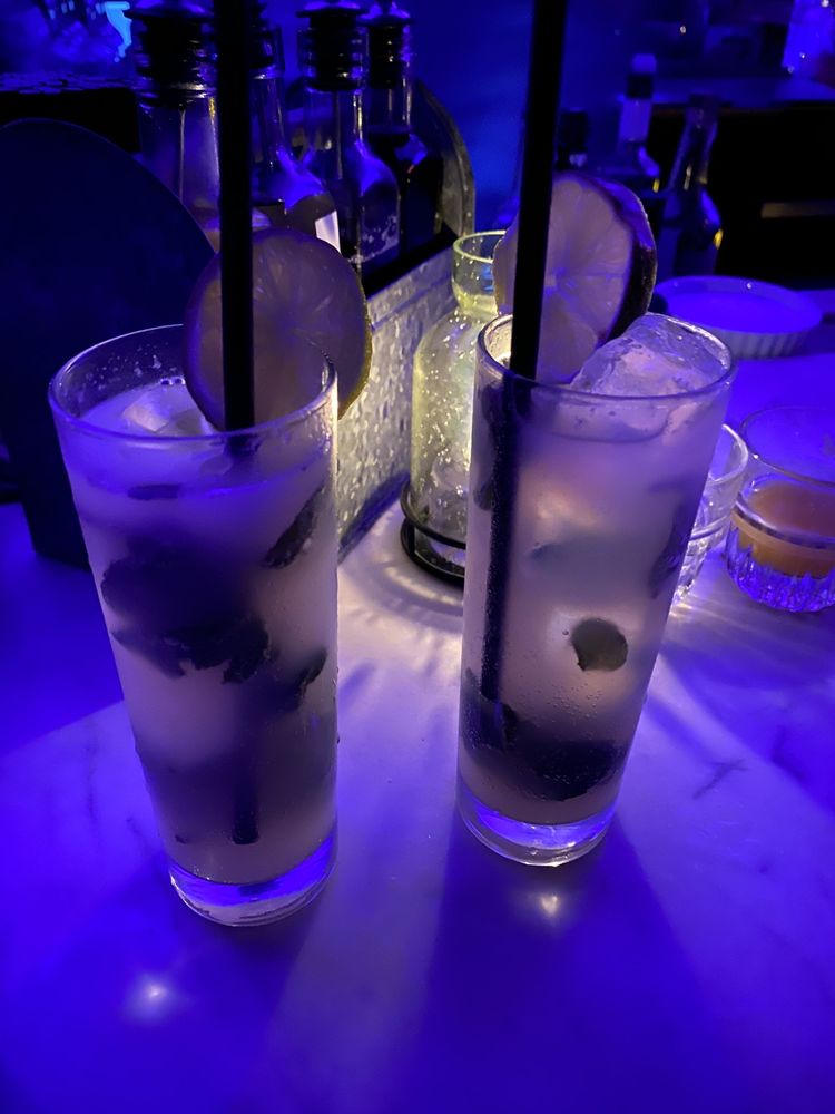 Harlowe Bar 7321 Santa Monica Blvd, West Hollywood