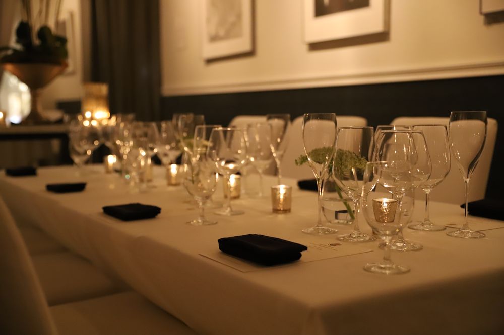 Petrossian Restaurant & Boutique 321 N Robertson Blvd, West Hollywood