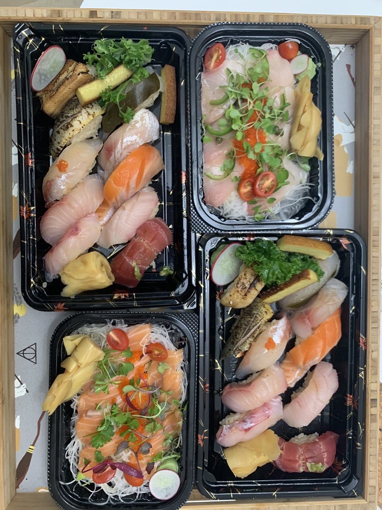 Sachi sushi 8730 Santa Monica Blvd #F, West Hollywood