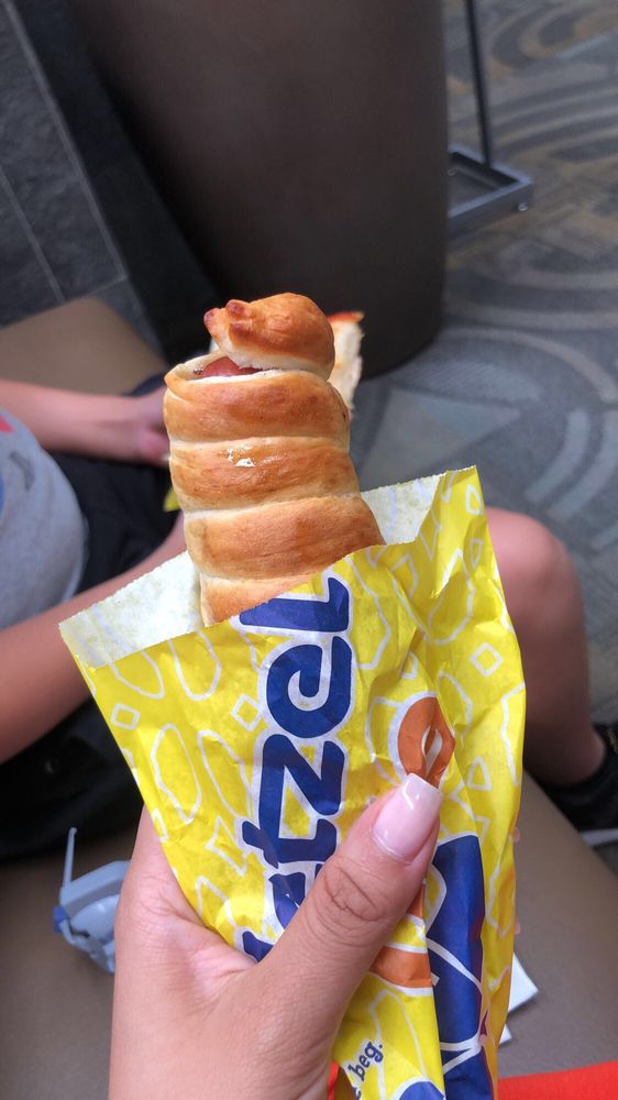 Wetzel's Pretzels 1025 Westminster Mall, Westminster