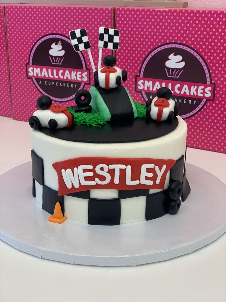 Smallcakes: Cupcakery & Creamery 16476 Beach Blvd, Westminster