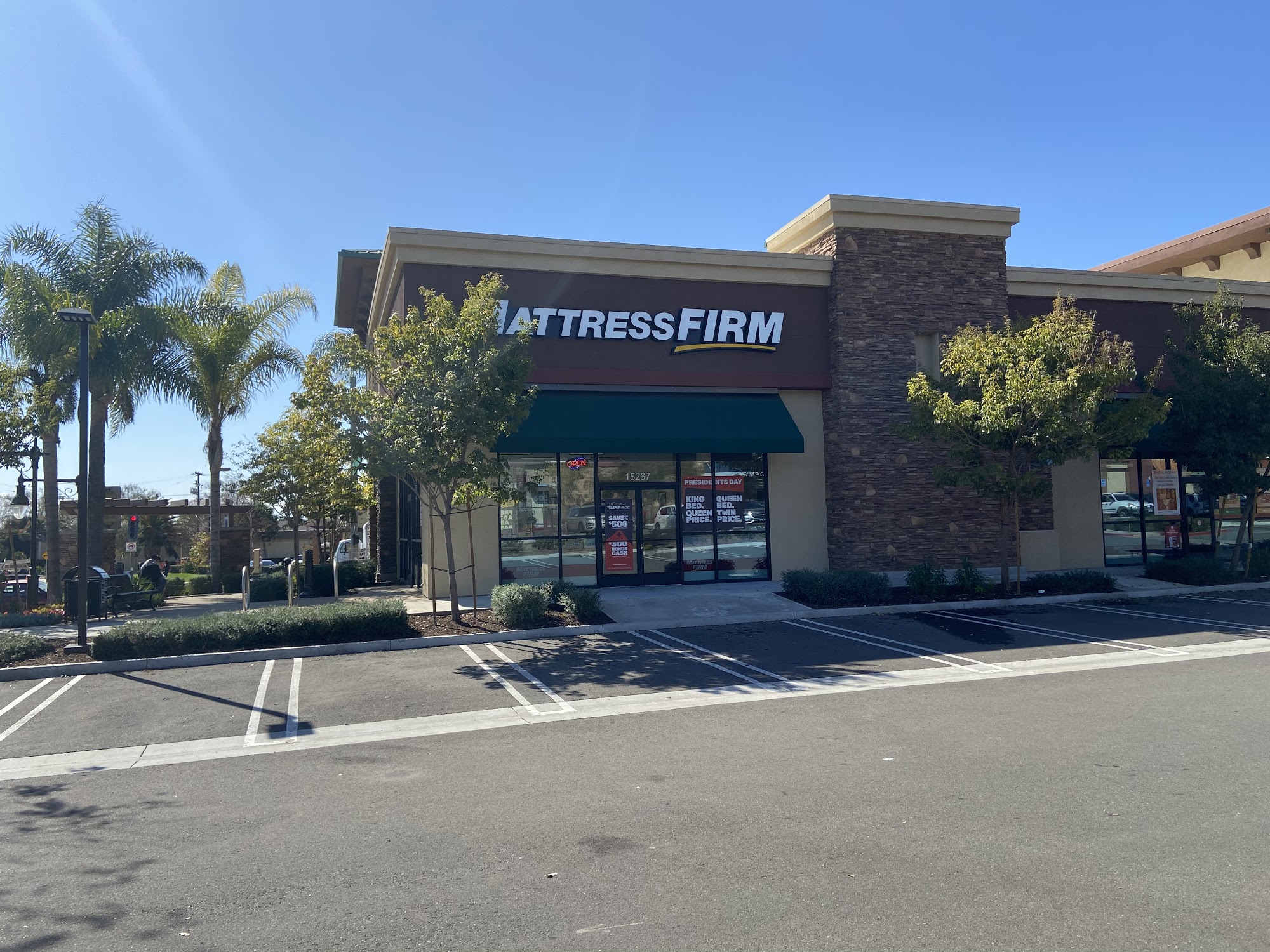 Mattress Firm Friendly Hills Marketplace