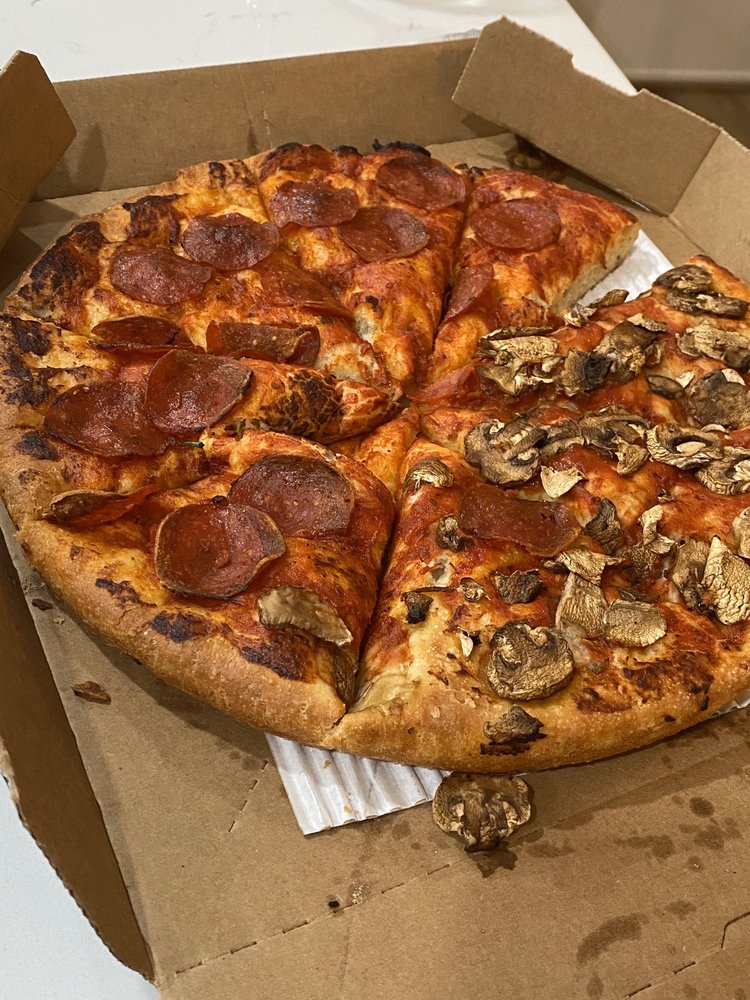 Woodland Hills, CA Restaurants Open for Takeout, Curbside Service and