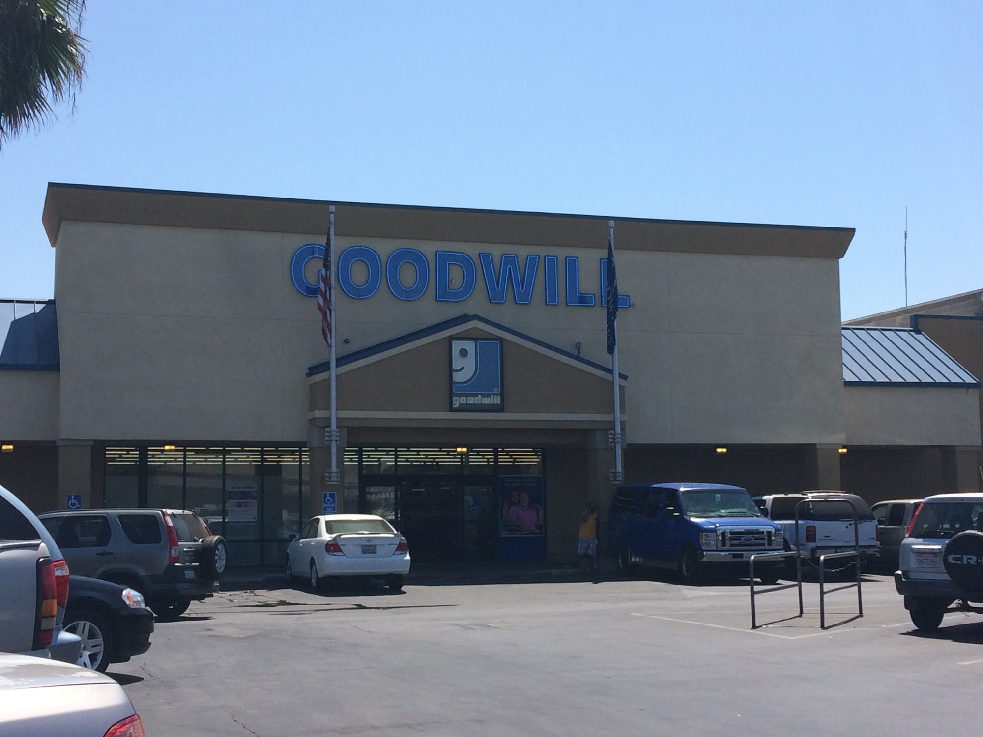 Goodwill Colusa Avenue Store
