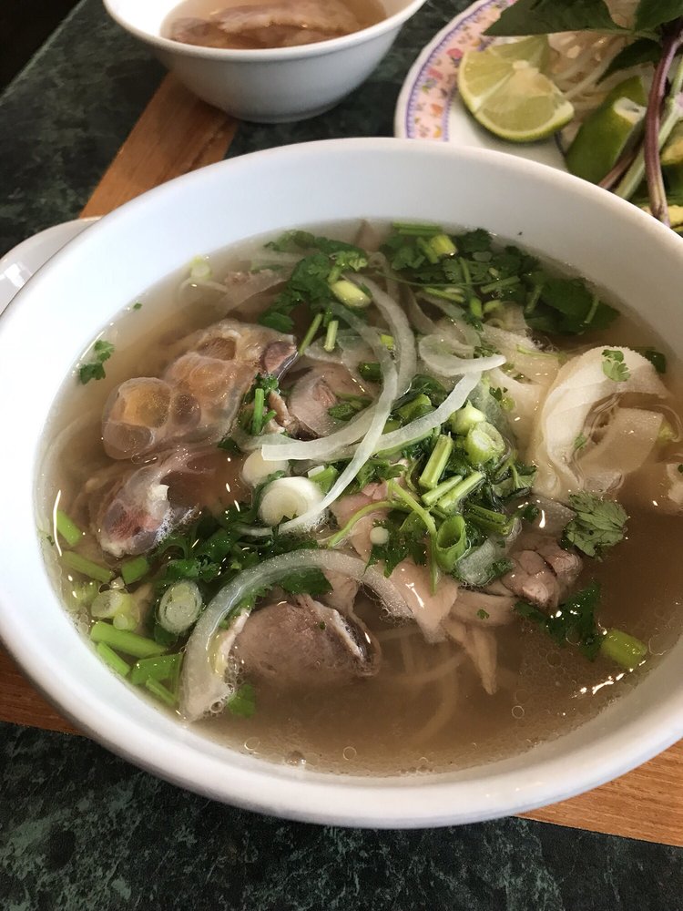 Pho Duy Vietnamese Restaurant 680 Peoria St, Aurora