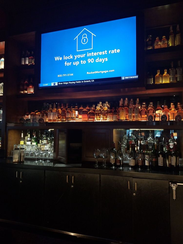 BJ's Restaurant & Brewhouse 14442 E Cedar Ave, Aurora