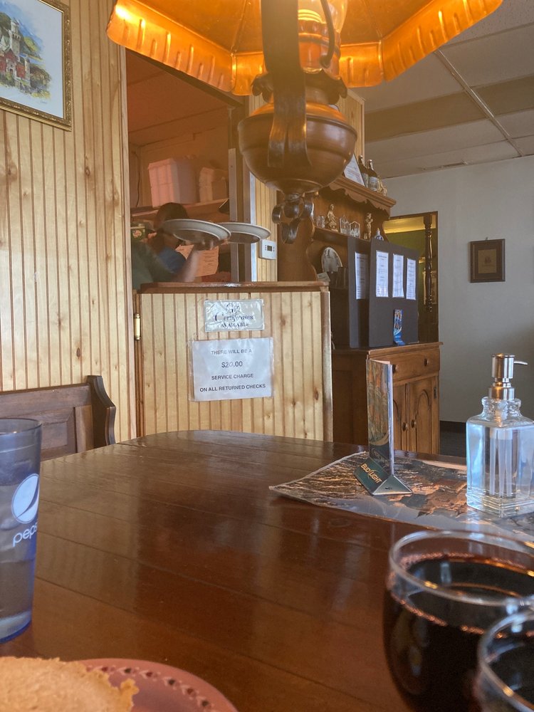 Uwe's German Restaurant 31 Iowa Ave #5913, Colorado Springs