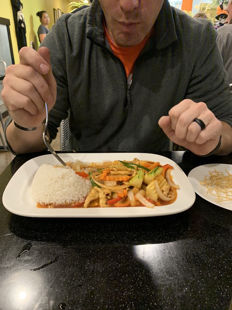 Arharn Thai 3739 Bloomington St, Colorado Springs