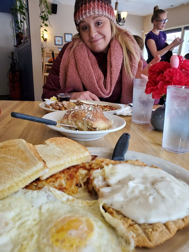 Bon Ton's Cafe 2601 W Colorado Ave, Colorado Springs