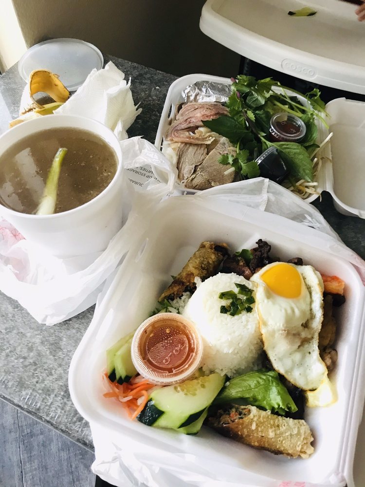 Pho Original 4747 Flintridge Dr, Colorado Springs