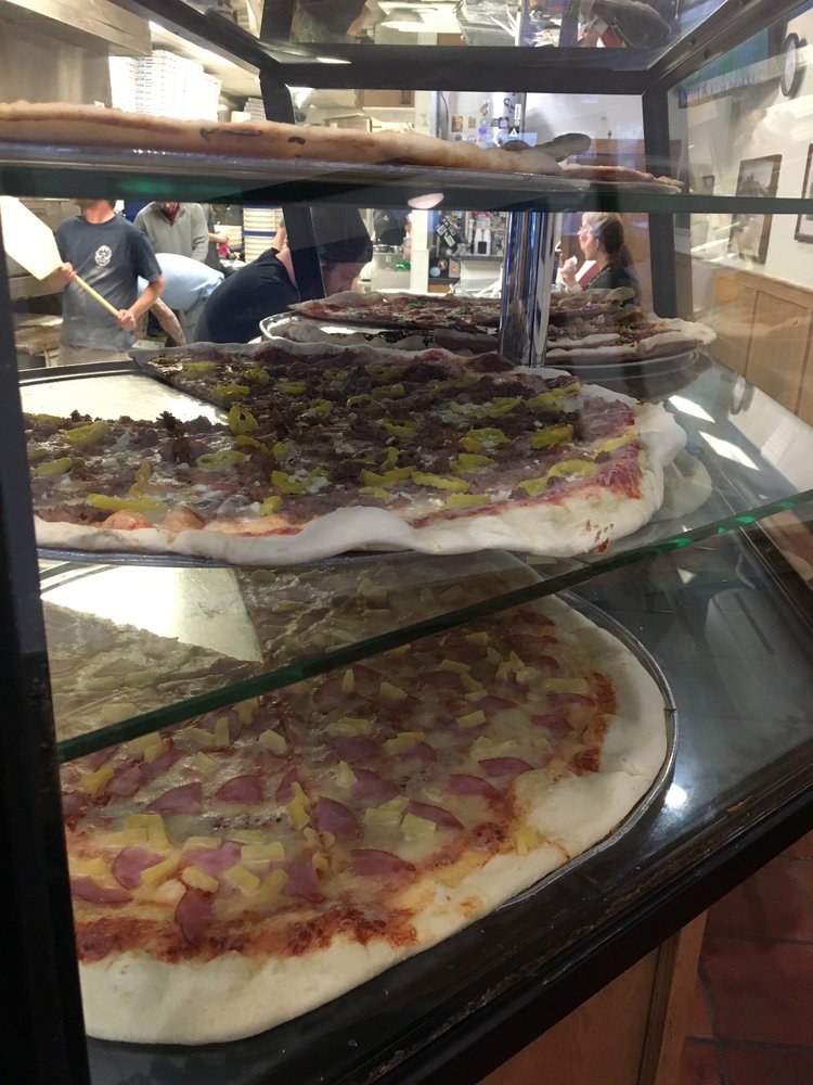 Cosmo's Pizzas 550 Grant St, Denver