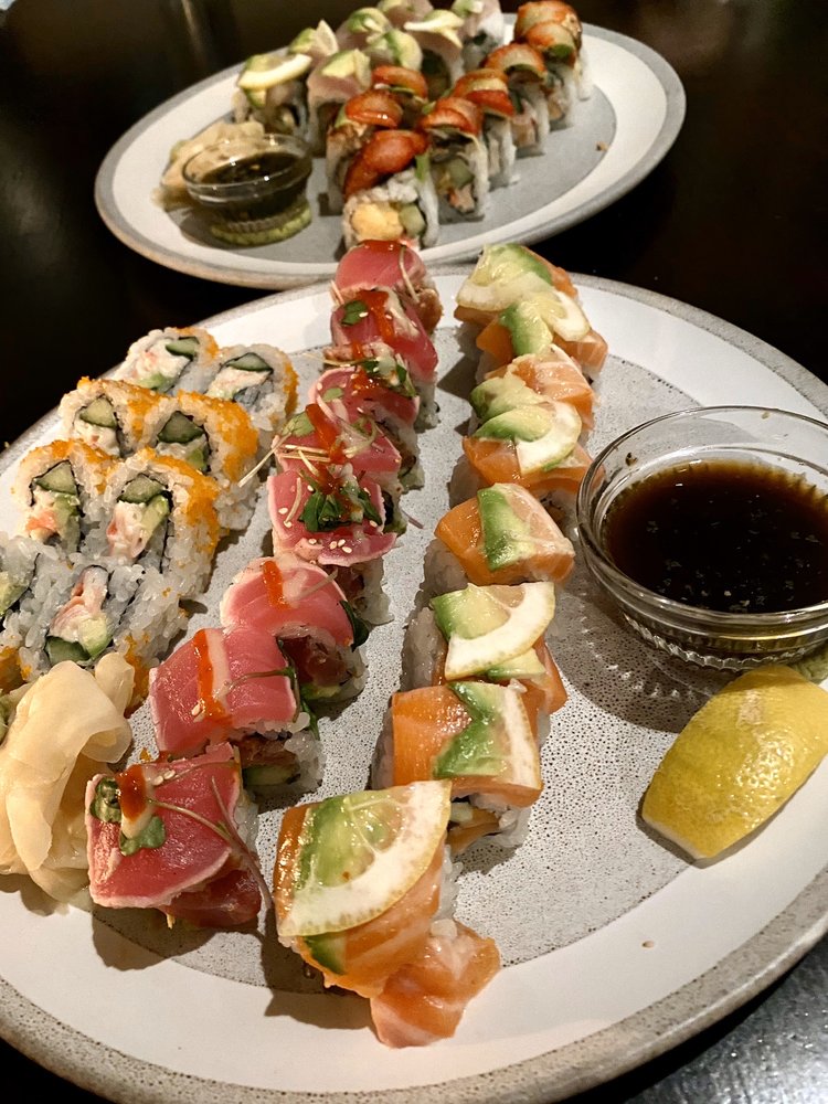 Sushi Sasa 2401 15th St #80, Denver