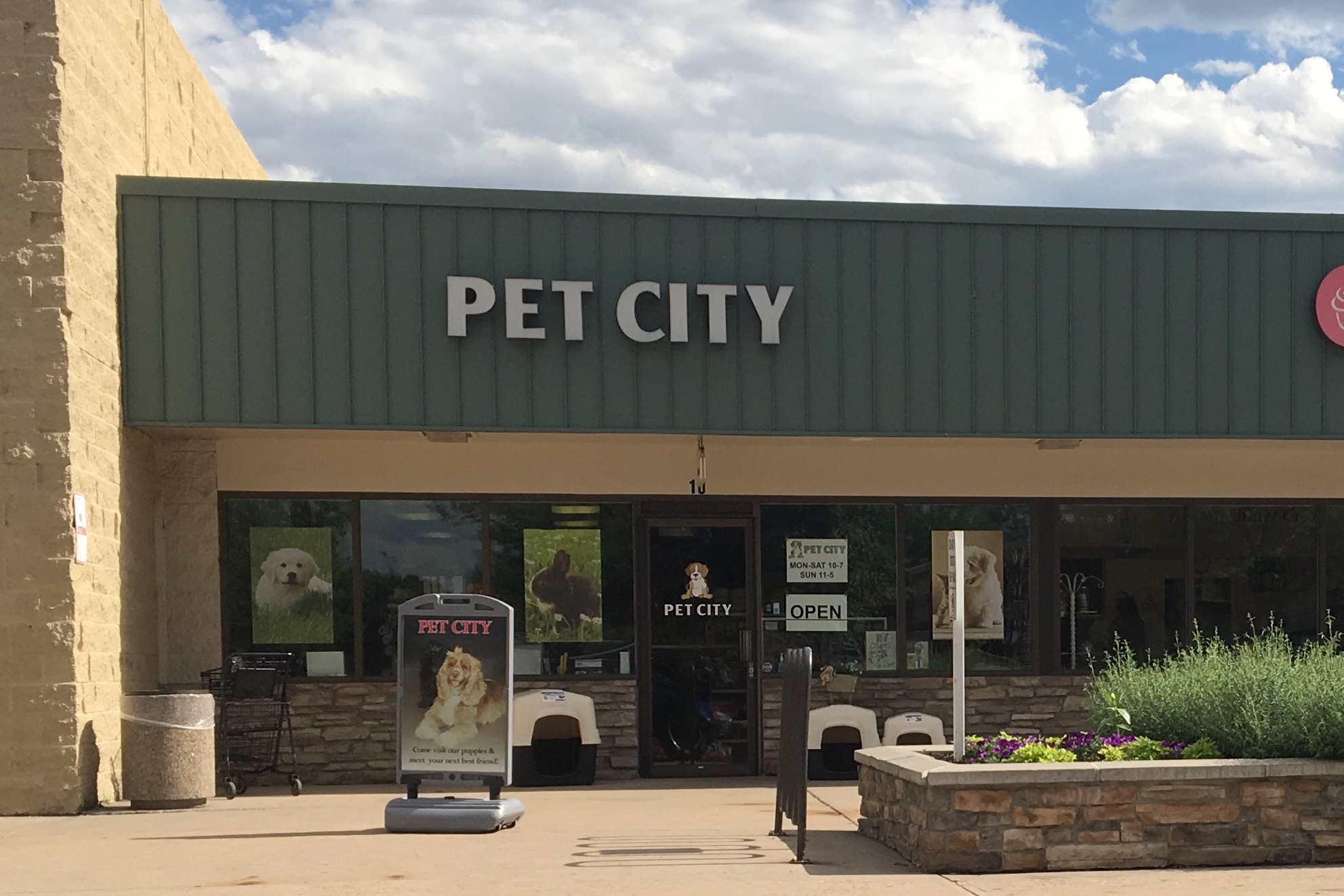 Pet City