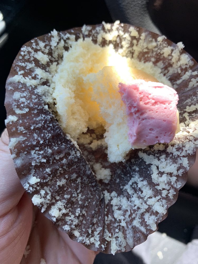 Butter Cream Cupcakery 172 N College Ave, Fort Collins