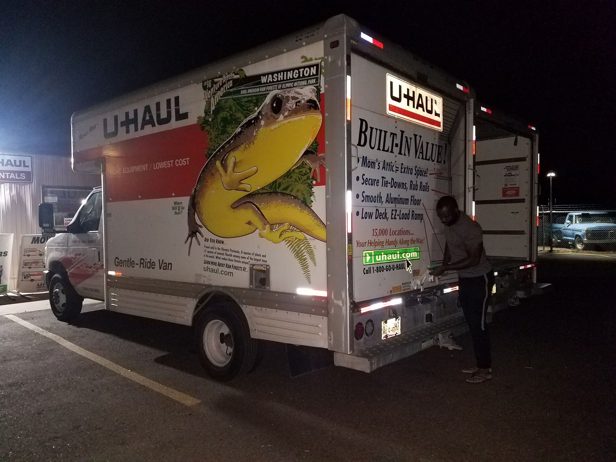 U-Haul Neighborhood Dealer