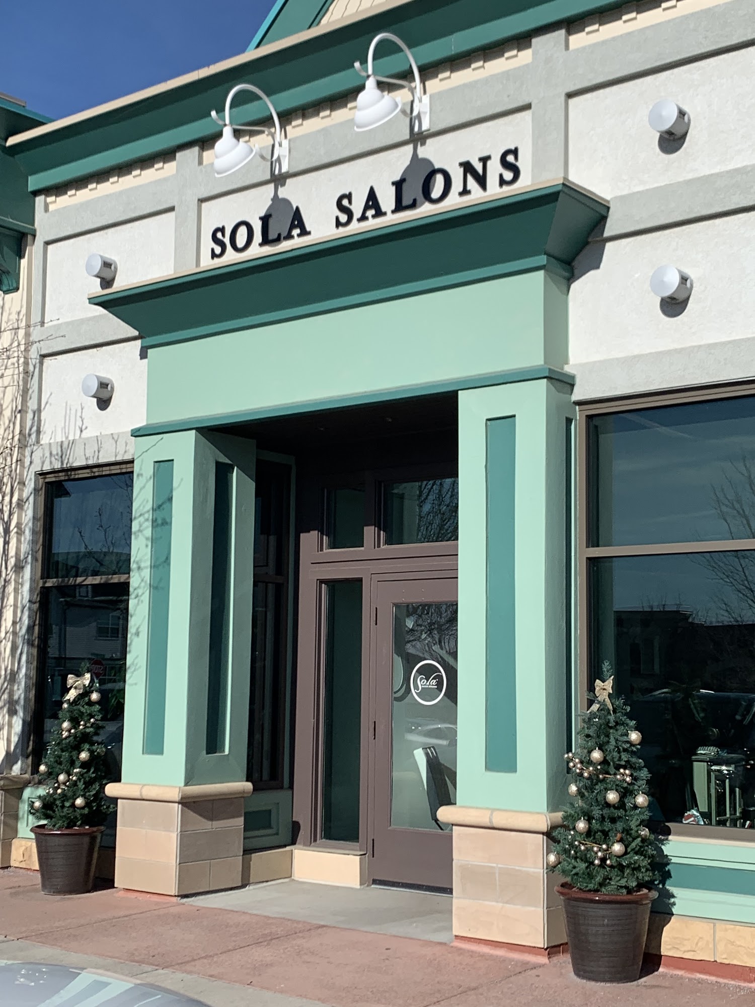 Sola Salon Studios