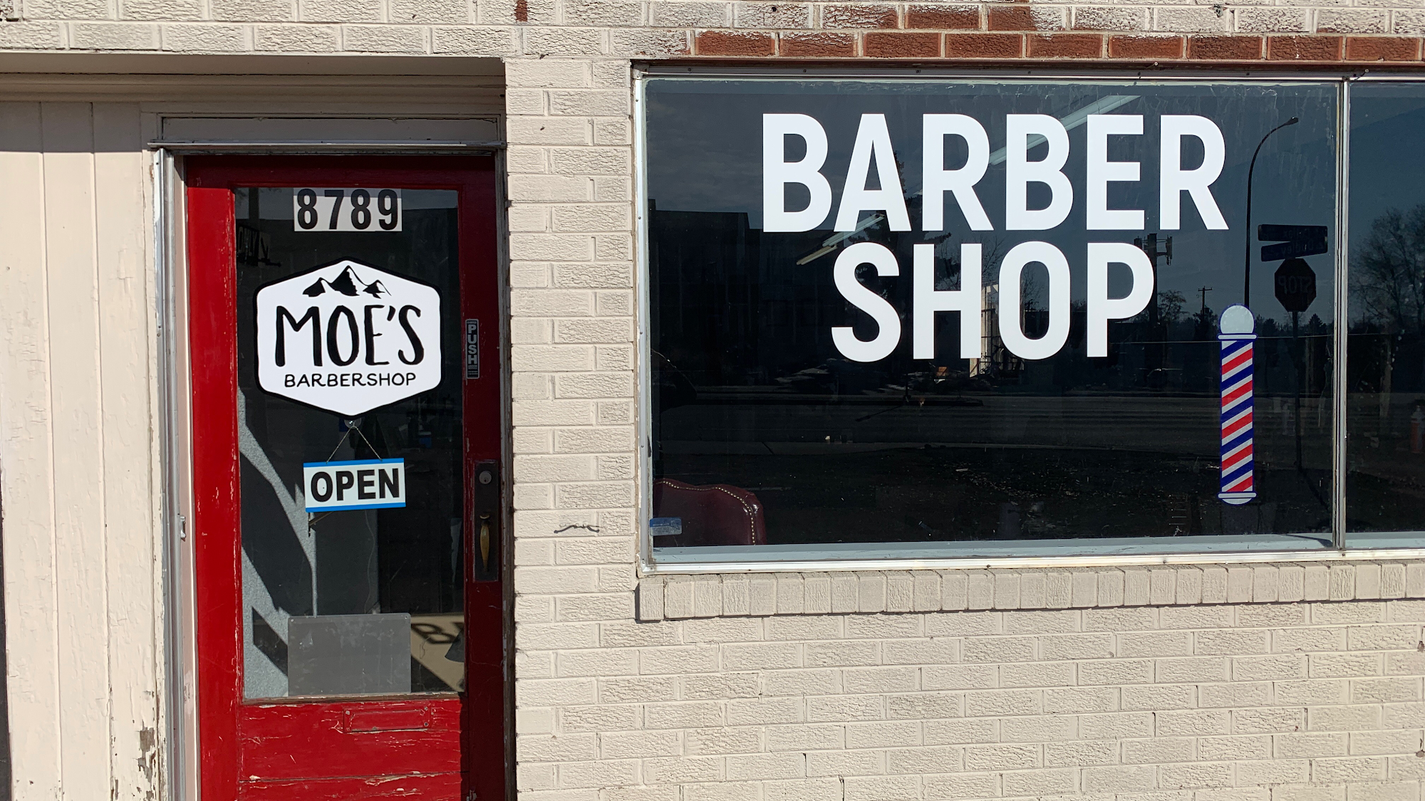 Moe's Barbershop