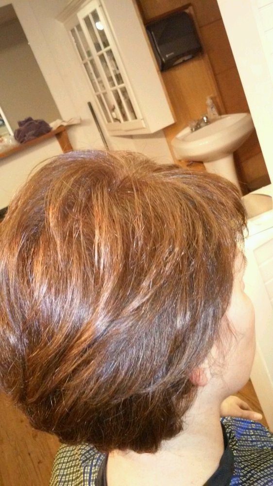 Peartree Organic Beauty Salon 21 Tokeneke Rd, Darien