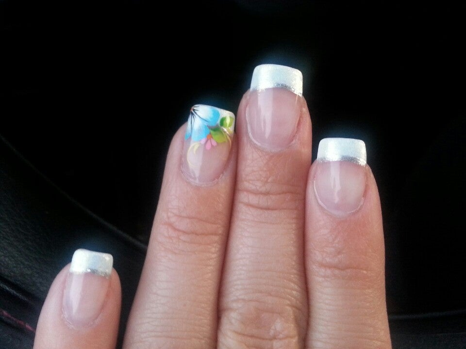Star Nails 460 Franklin Ave, Hartford