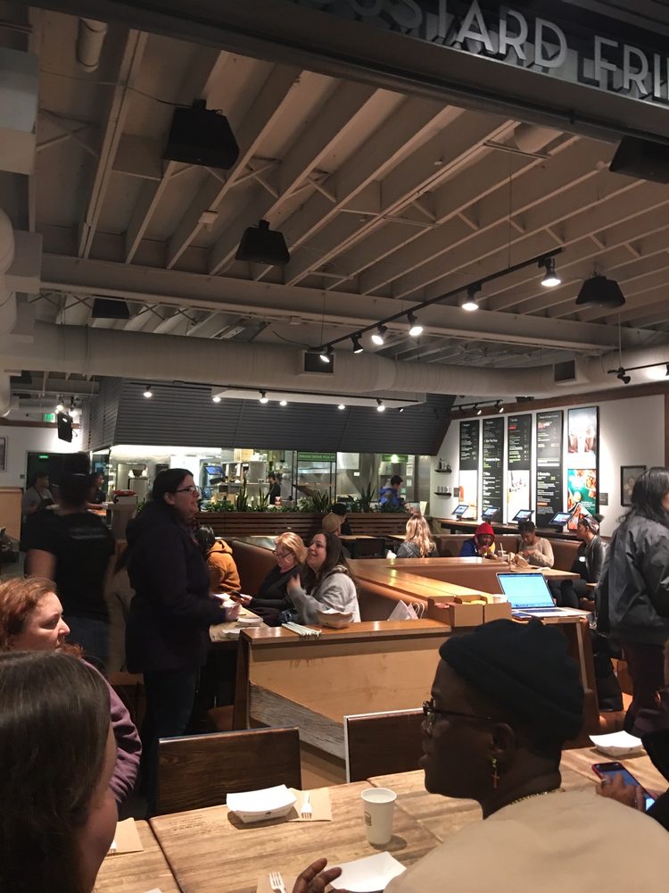Shake Shack 986 Chapel St, New Haven
