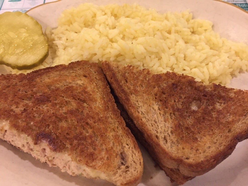 91 Diner Restaurant 420 Middletown Ave #1006, New Haven
