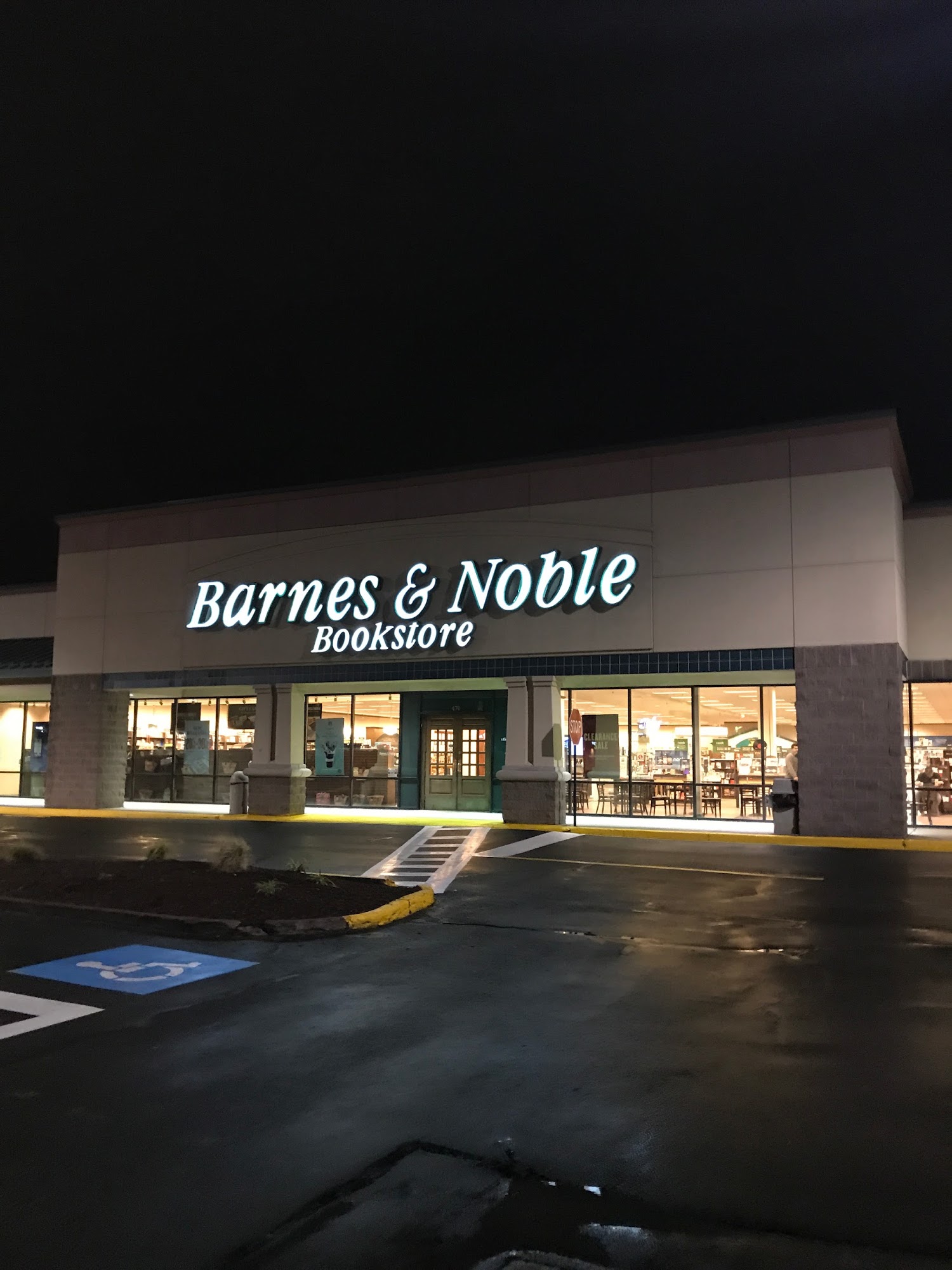 Barnes & Noble