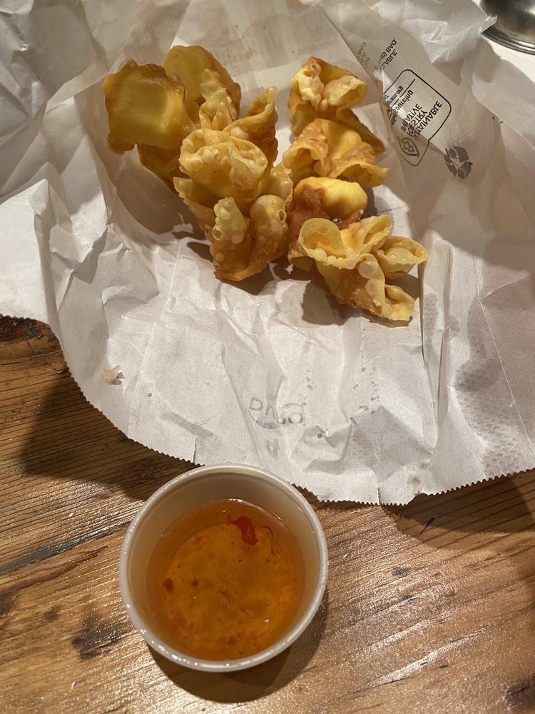 Putnam, CT Restaurants Open for Takeout, Curbside Service and/or