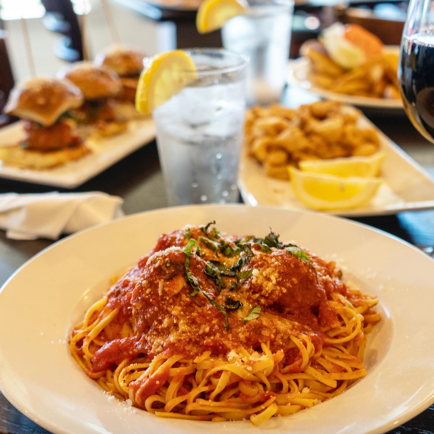 Simsbury, CT Restaurants Open for Takeout, Curbside Service and/or