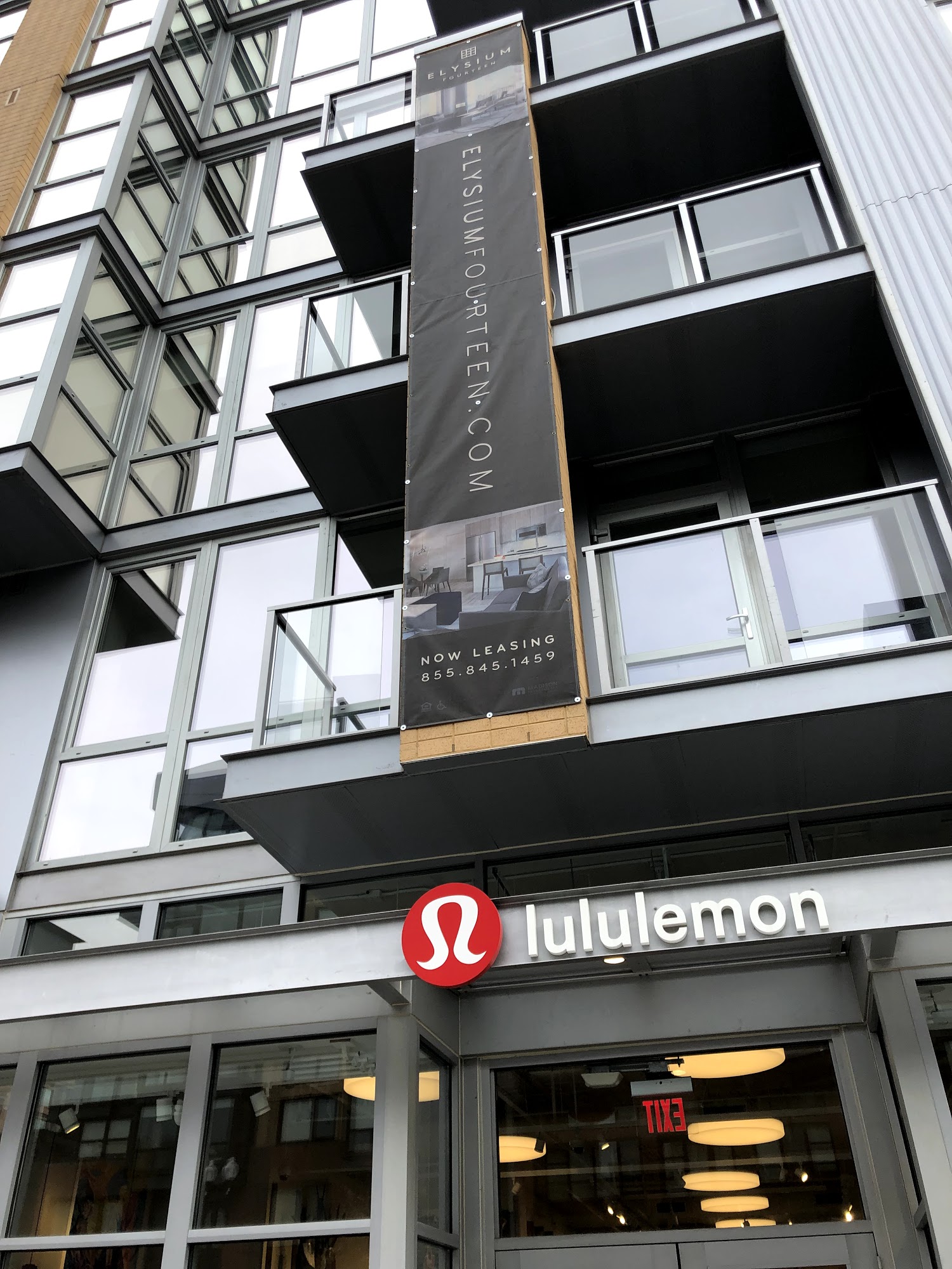 lululemon