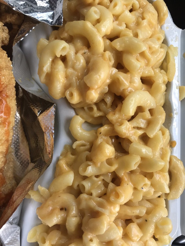 Sweetpea’s Classic Soul Food 2851 Georgia Ave NW, Washington