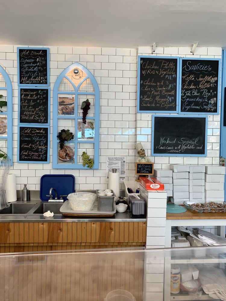 La Jolie Bleue 1560 Wisconsin Ave NW, Washington
