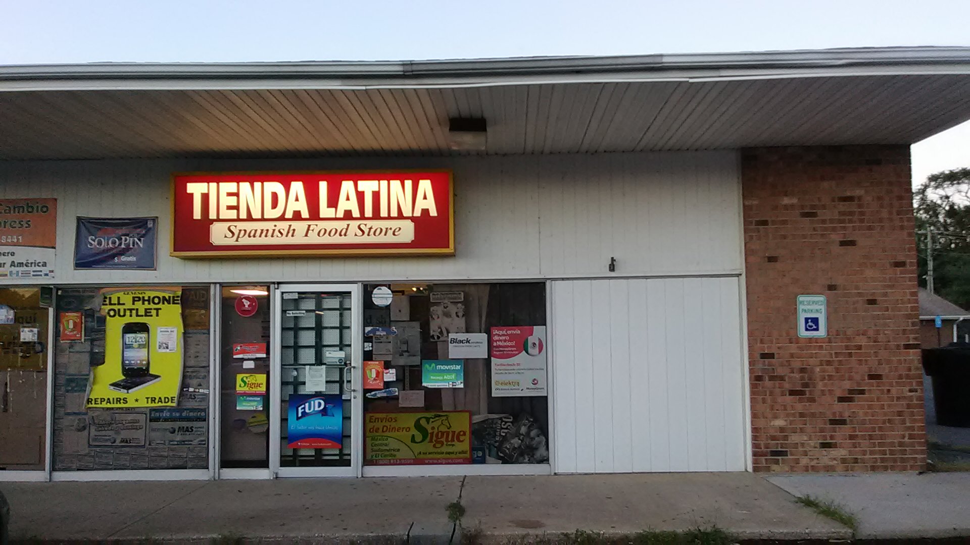 Tienda Latina LLC