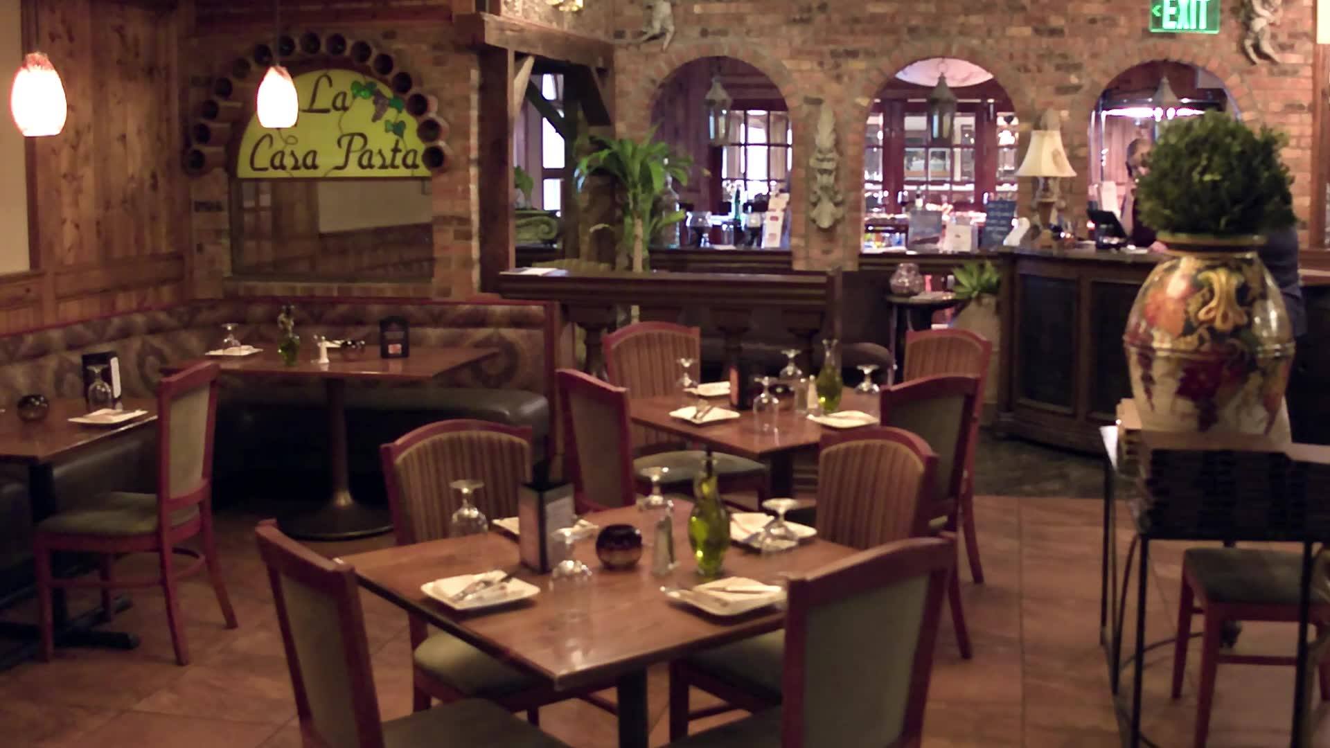 La Casa Pasta Restaurant 120 Four Seasons Pkwy, Newark