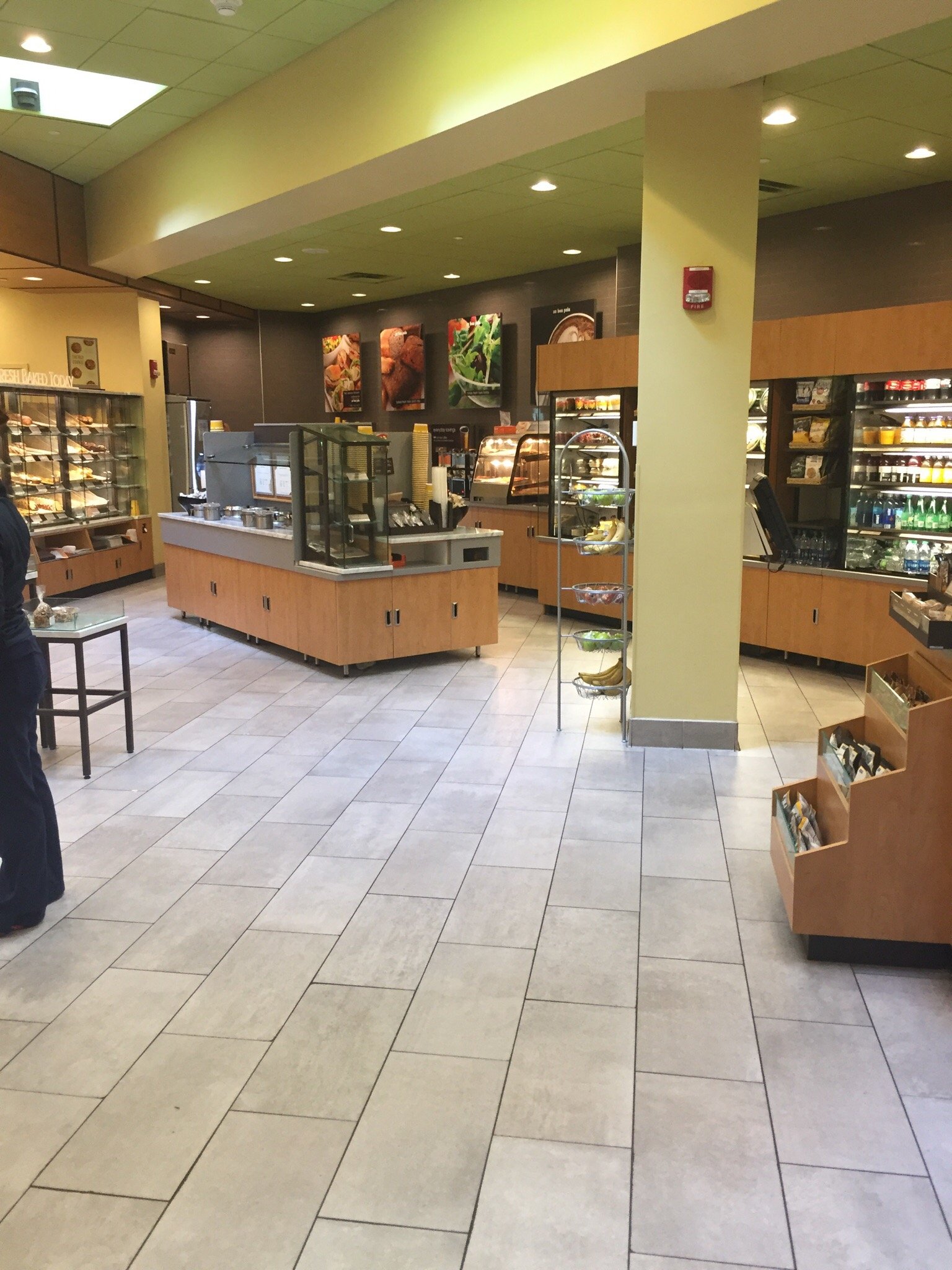 Au Bon Pain 4755 Ogletown Stanton Rd, Newark