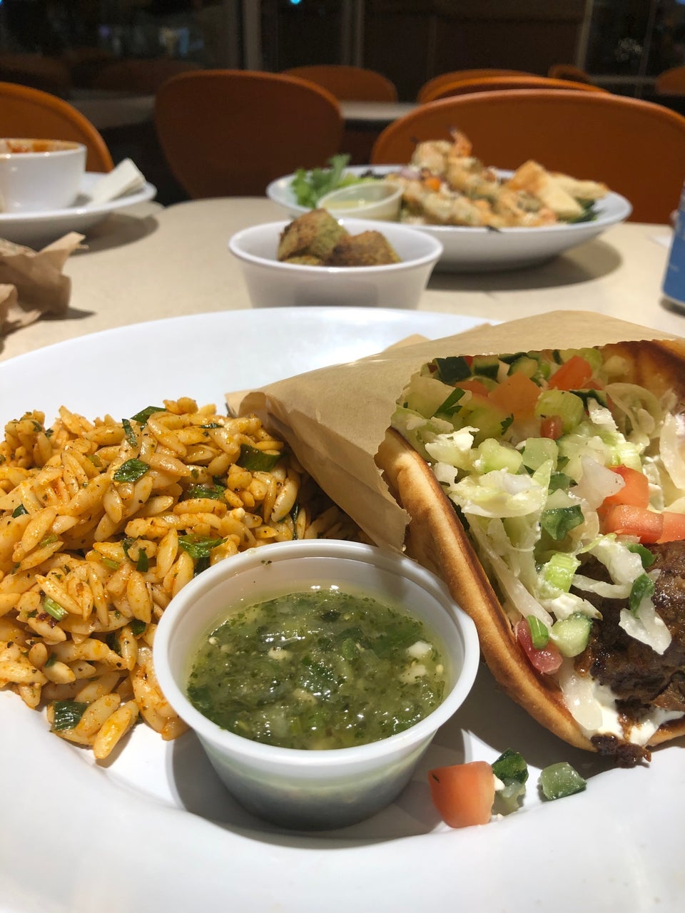 Zoës Kitchen 2150 Fashion Center Blvd, Newark