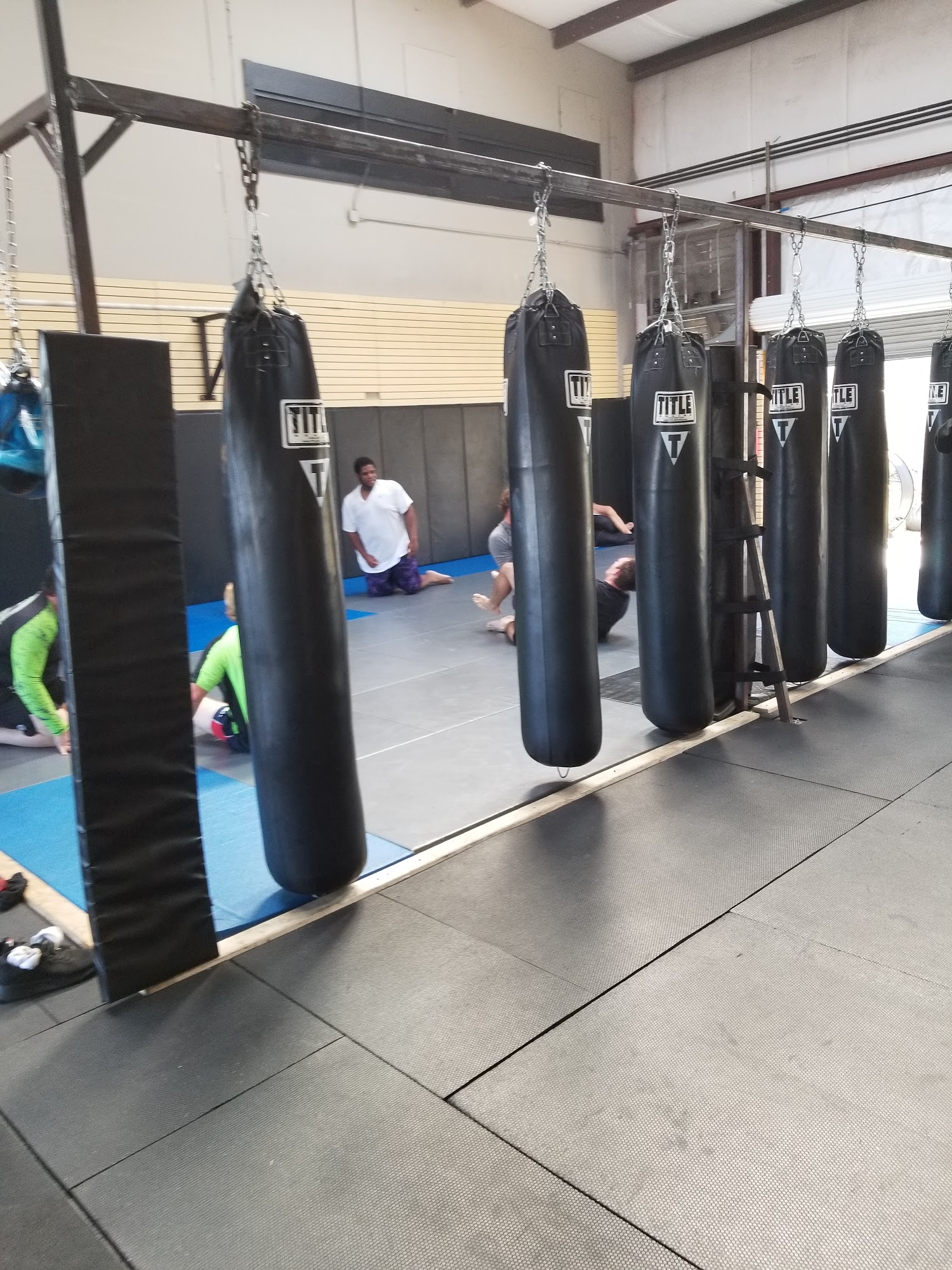 The Training Yard - Strength & Conditioning / MMA