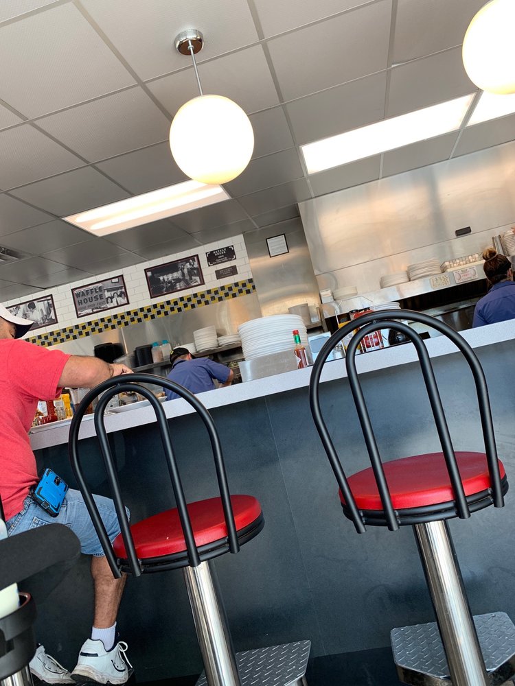 Waffle House 1530 N Broadway Ave, Bartow