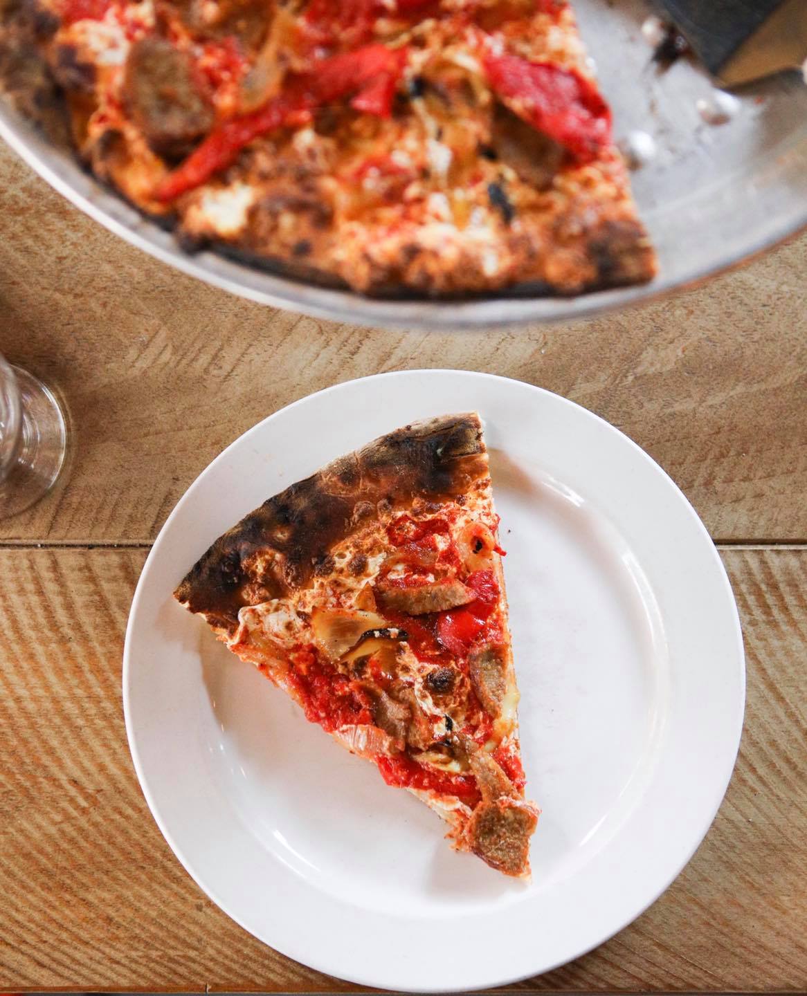 Tucci's Fire N Coal Pizza 50 NE 1st Ave, Boca Raton