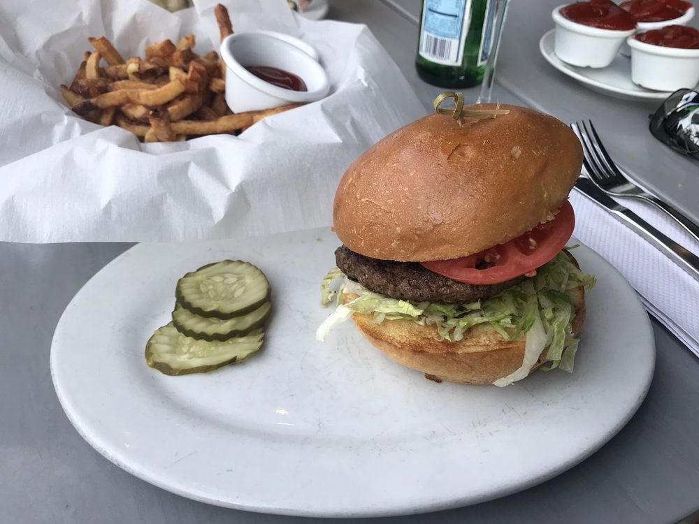 Zinburger Wine & Burger Bar The Town Center, 6000 Glades Rd Suite 1008C, Boca Raton