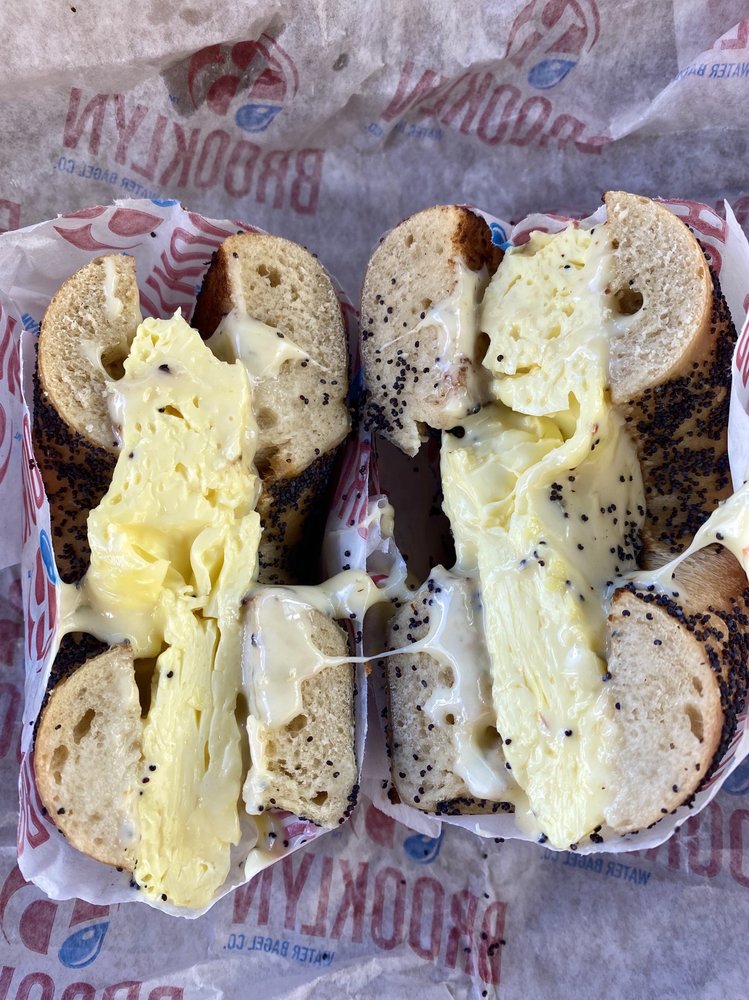 Brooklyn Water Bagel 2250 N Federal Hwy, Boca Raton