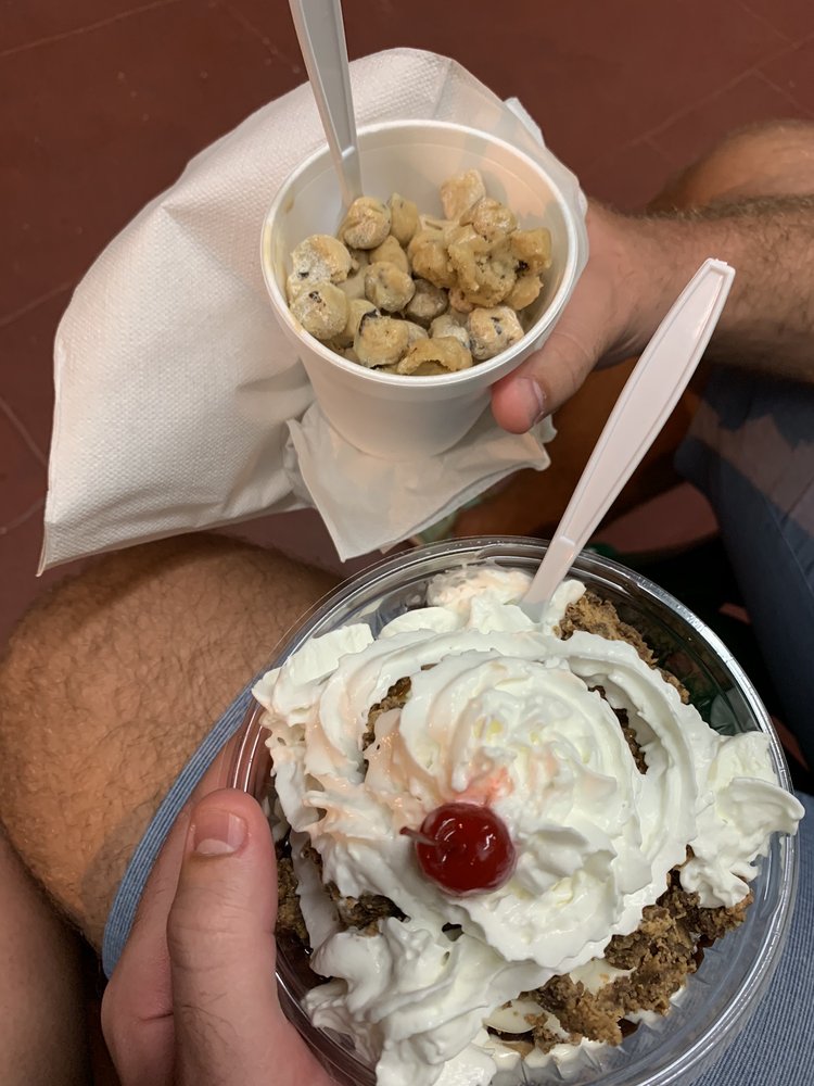 Sweetberries Frozen Custard & Eatery 4500 Manatee Ave W, Bradenton